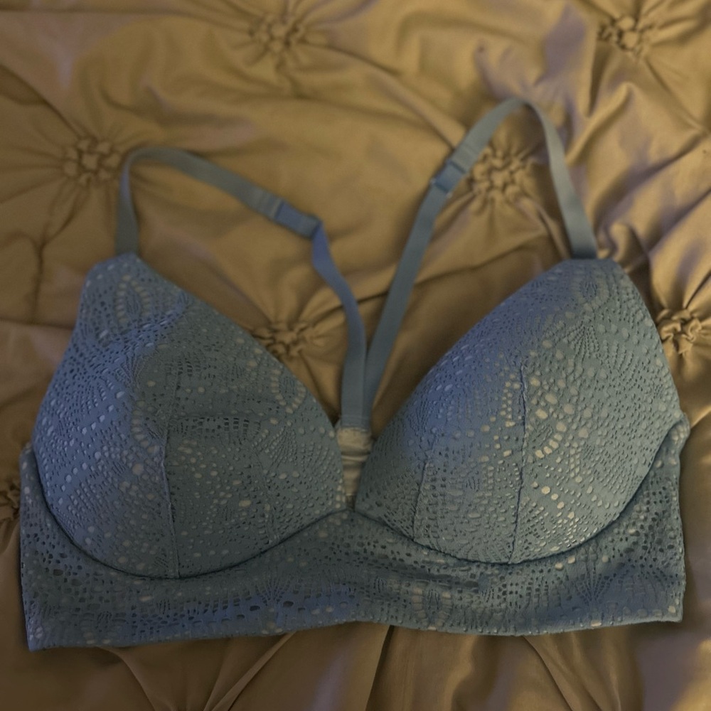 Victoria's Secret Blue Lace Underwire Bra